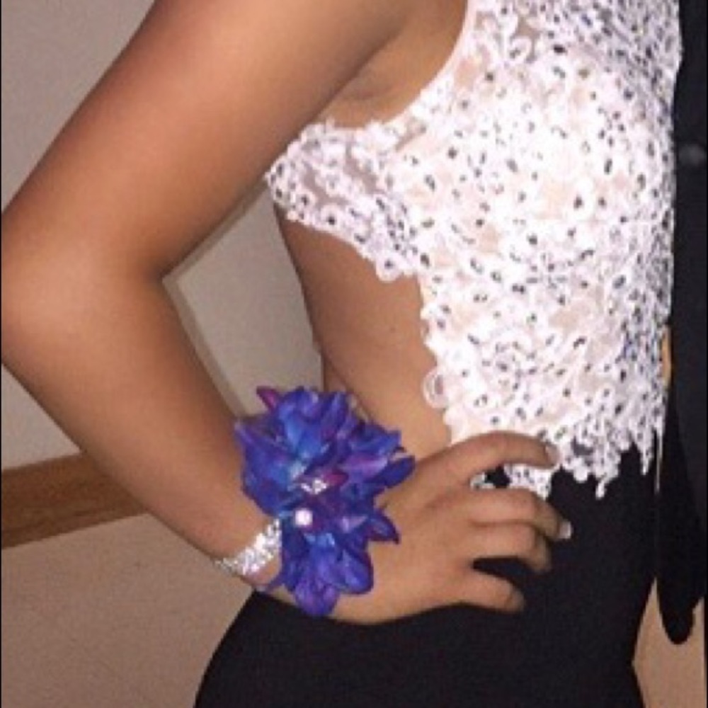 La Femme Prom/ Pageant Dress - Picture 2 of 6